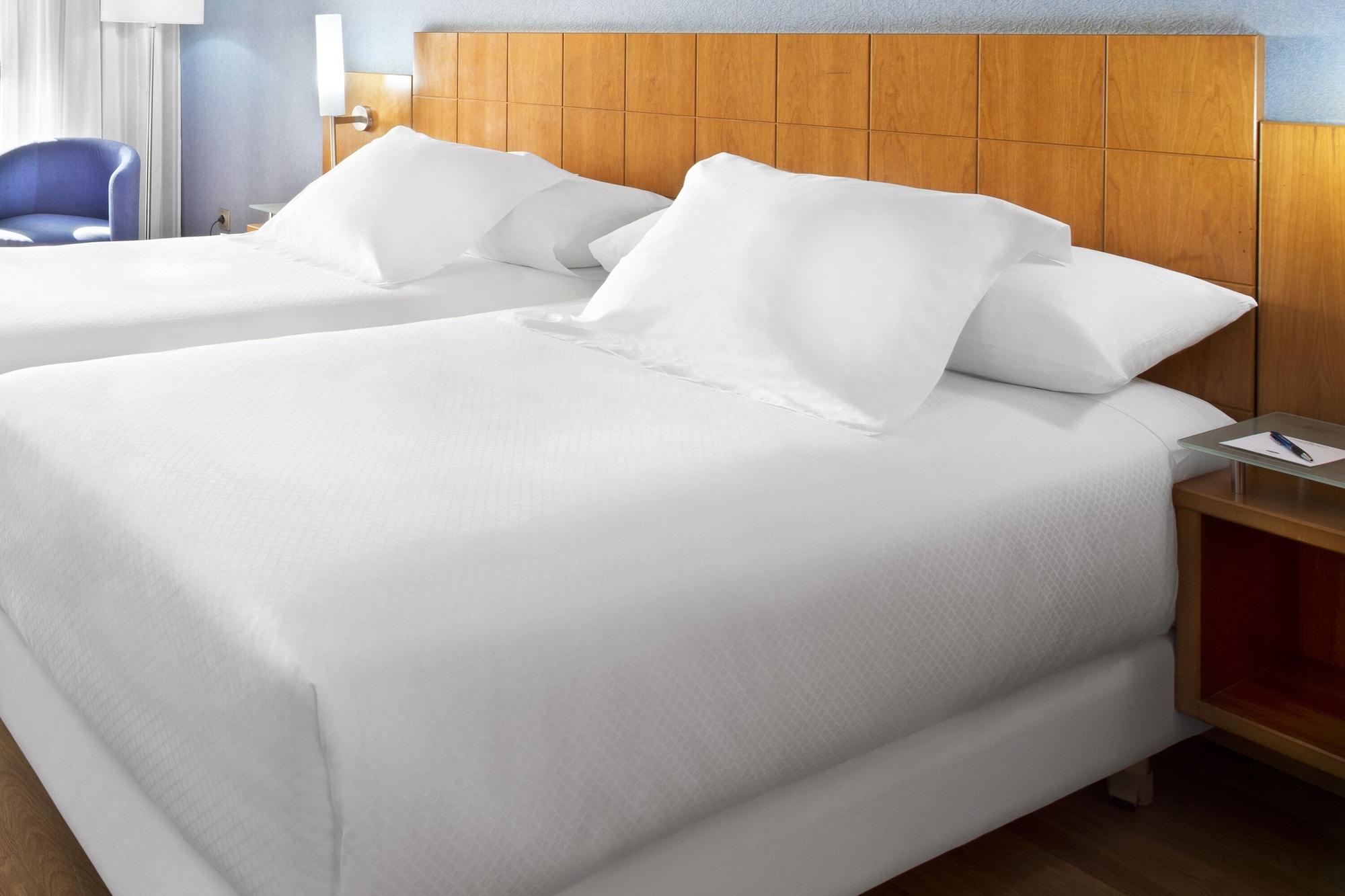 Elba Vecindario Aeropuerto Business & Convention Hotel Екстериор снимка